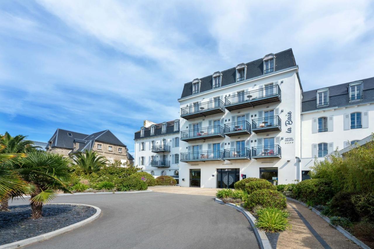 Hotel Valdys Thalasso & Spa - La Baie Douarnenez Bagian luar foto