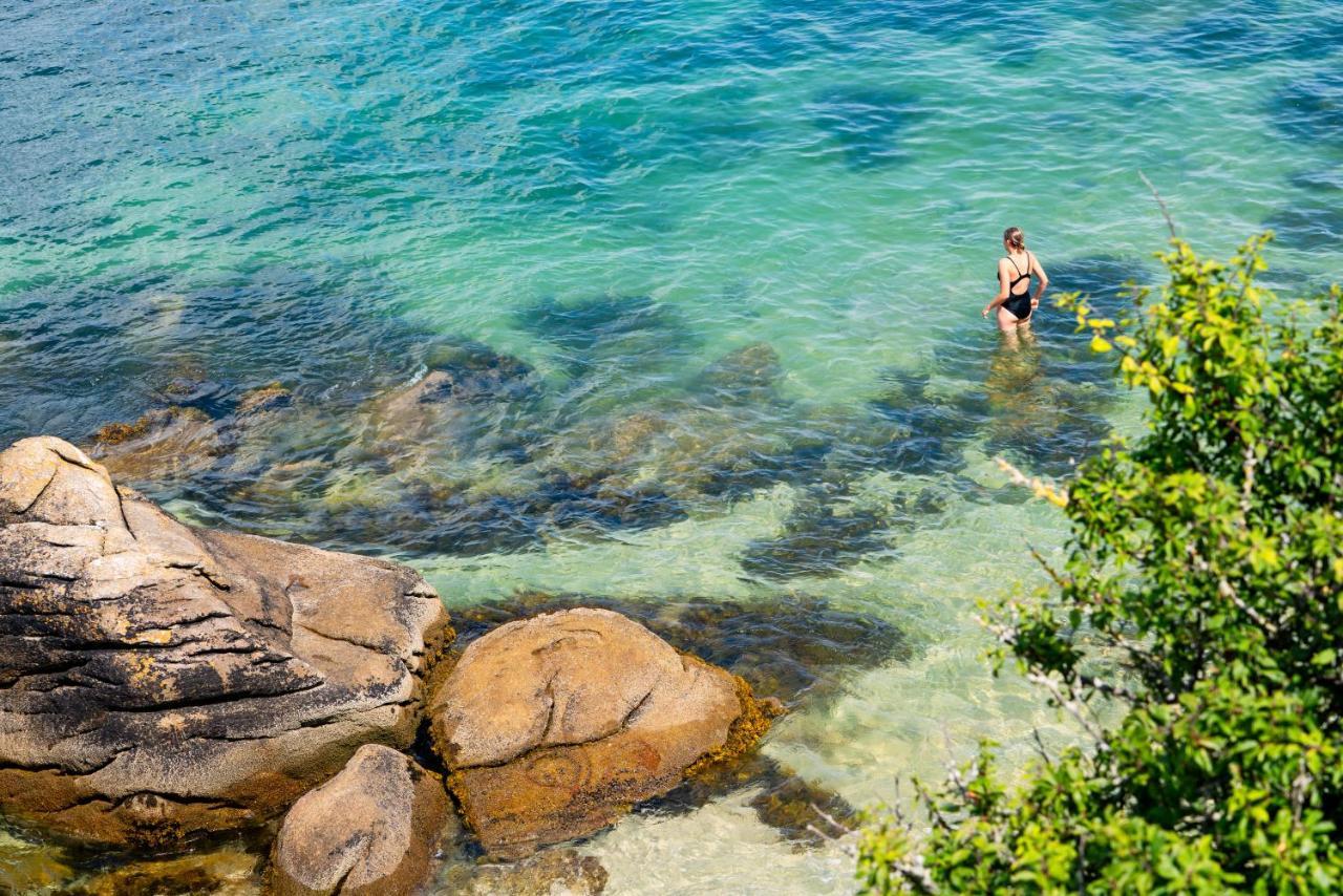 Hotel Valdys Thalasso & Spa - La Baie Douarnenez Bagian luar foto